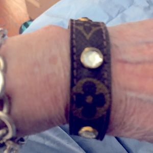 NEWBracelets in leather from an older handbag.They turned out so totally…